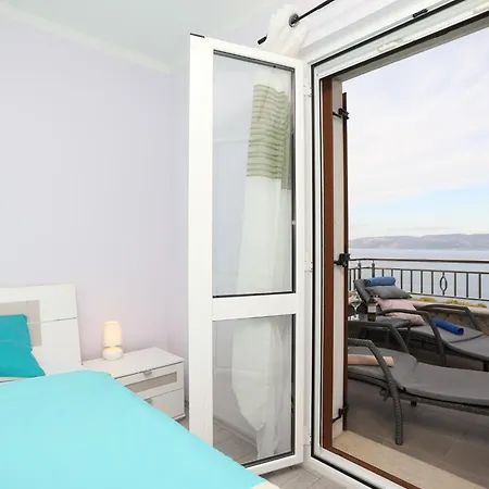 Victory-3 By Interhome * Raša