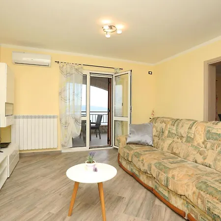 Victory-3 By Interhome Apartment