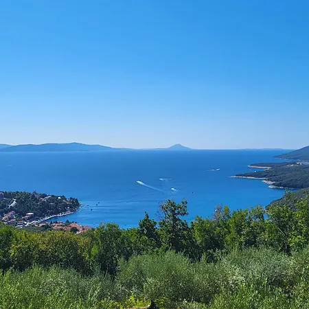 Victory-3 By Interhome アパート Raša